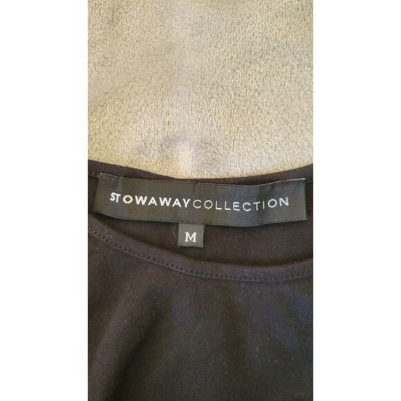 Stowaway Collection Lexi Cut Out Long Sleeve Maternity Dress - Picture 3 of 5